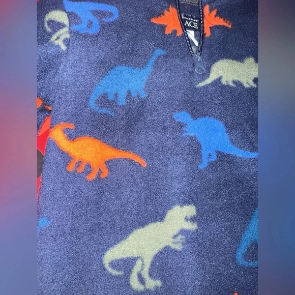 EUC Children’s Place pullover  4T - Picture 3 of 4